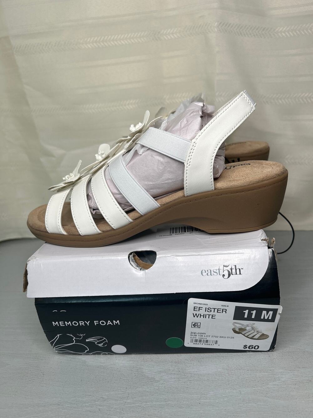 East 5th Memory Foam Slip On Sandals White Womens Size 11M